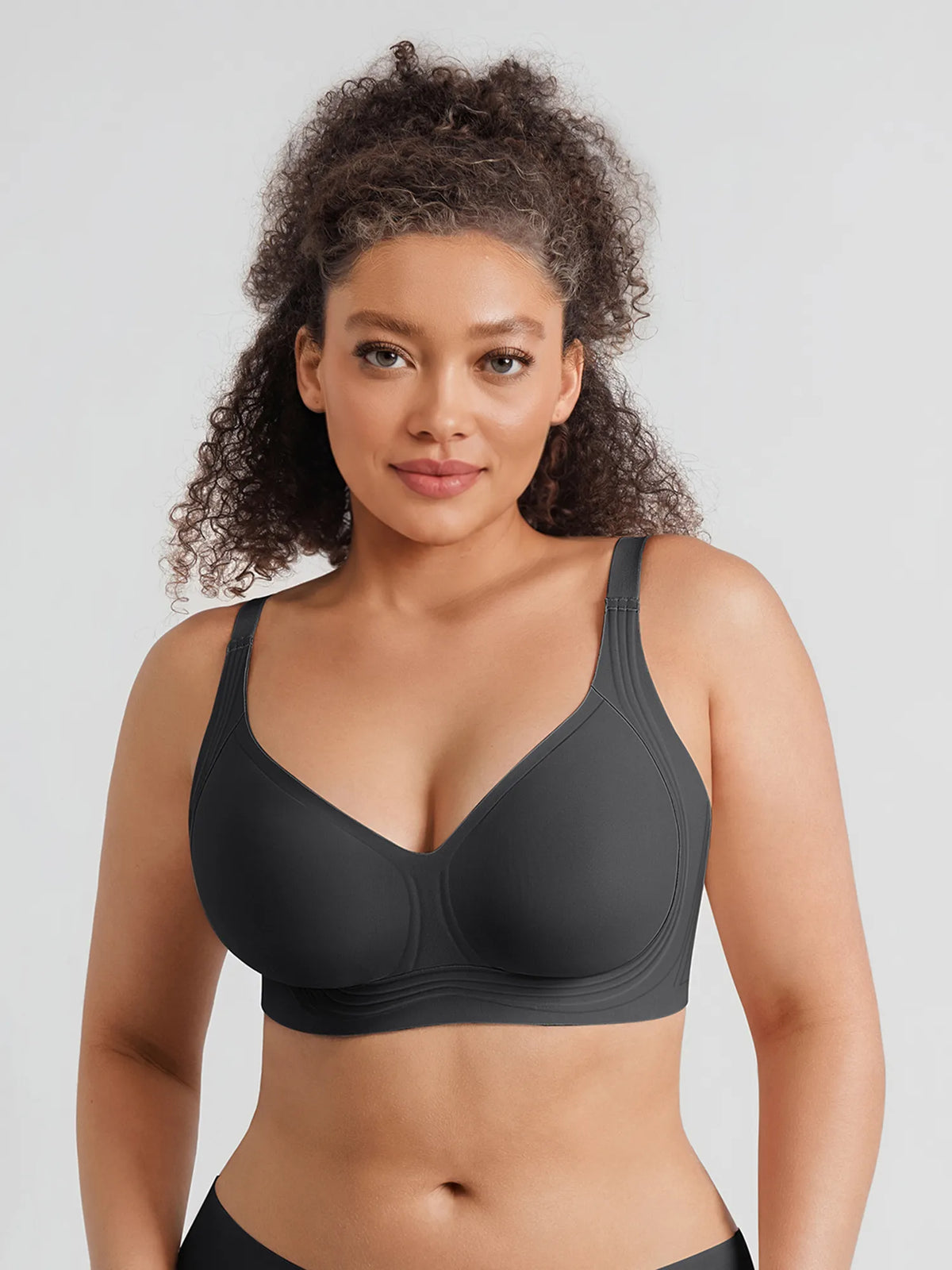 Feelingirl Jelly-Support Seamless Wireless Bra, Barely-There Comfort, Black Plunge Bra for Everyday Wear.