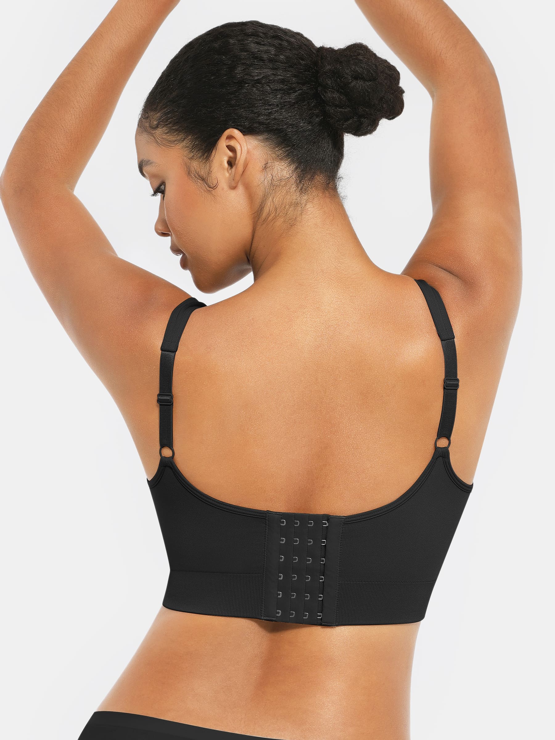 Feelingirl Seamless Comfort Bra with Smoothing Support and Adjustable Straps