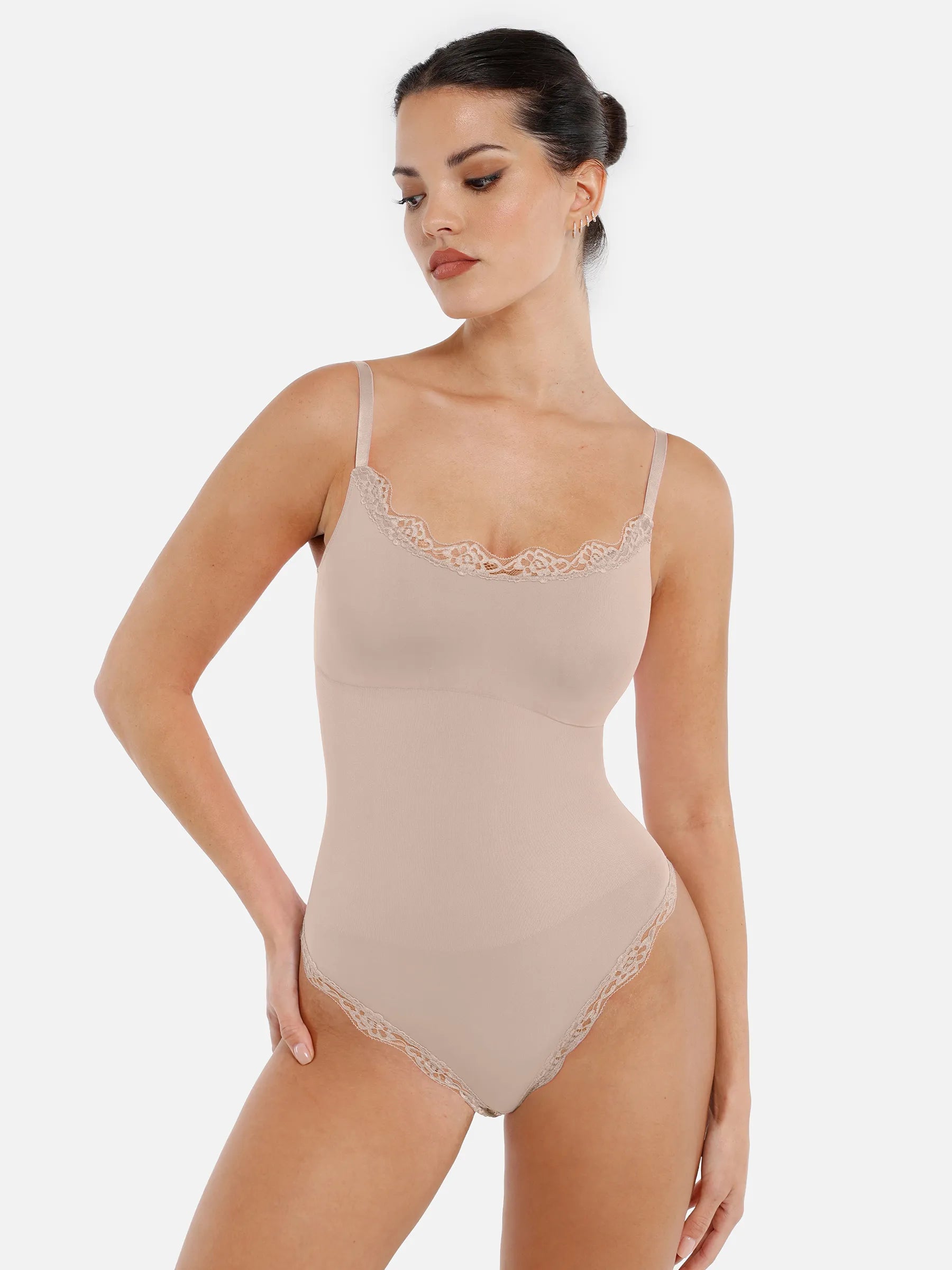 Body gainant en dentelle Feelingirl, moulant et sans coutures