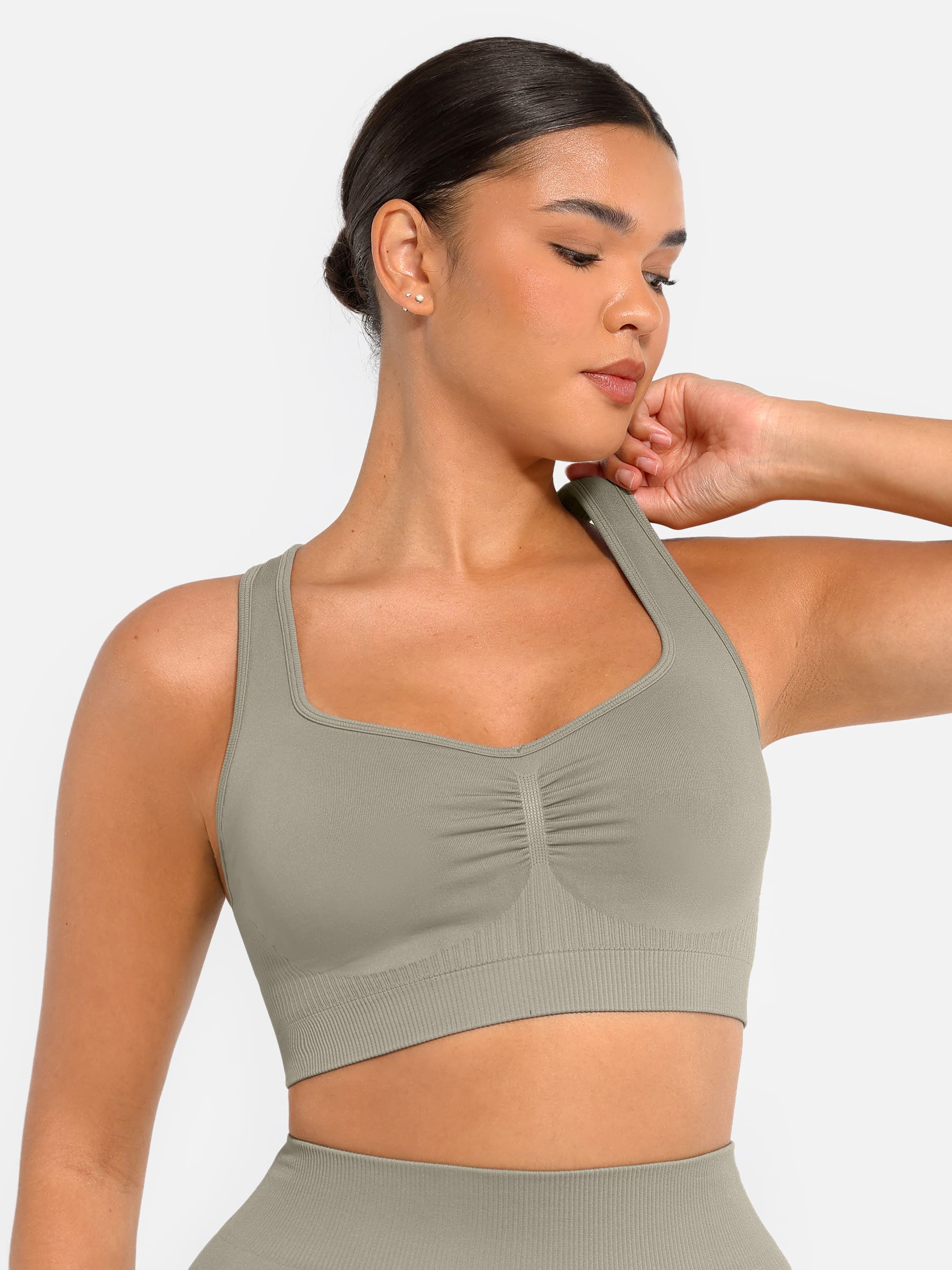 Sujetador deportivo sin costuras Feelingirl con espalda nadadora, almohadillas extraíbles y ajuste de soporte